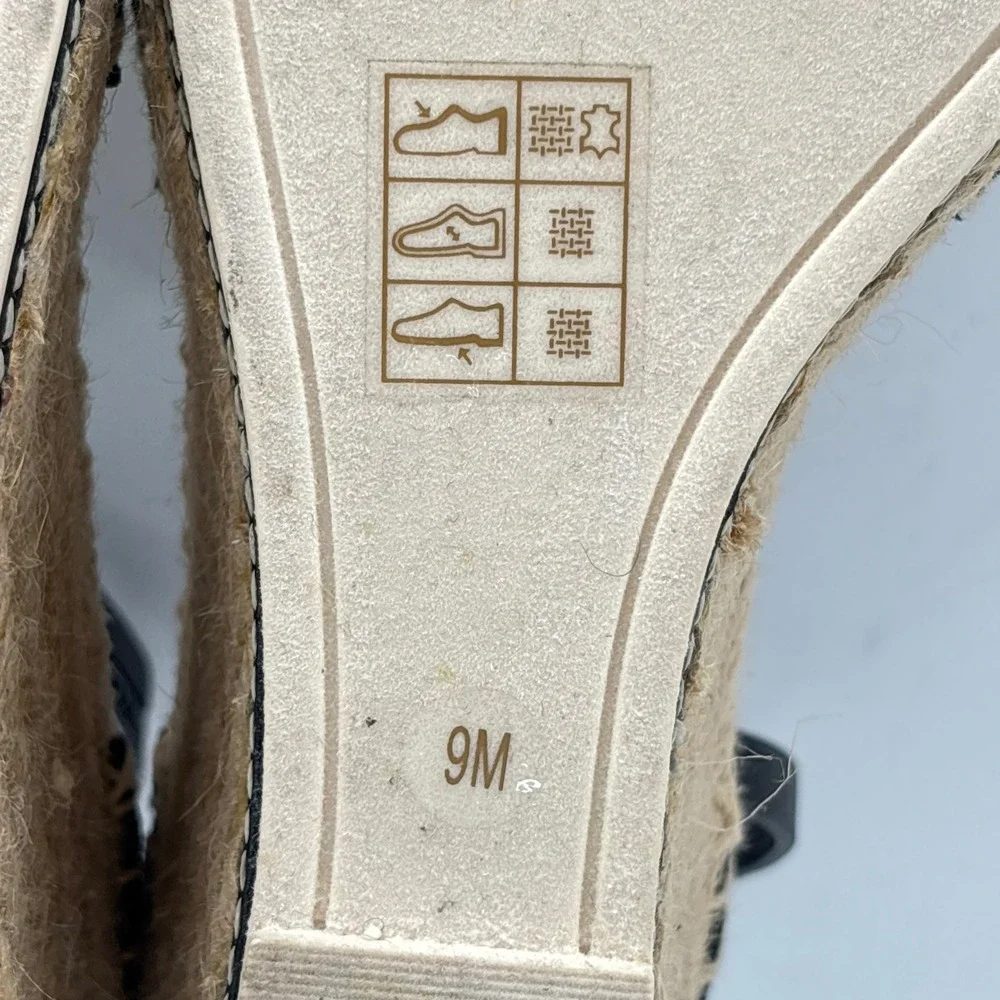 Tory Burch excellent pre